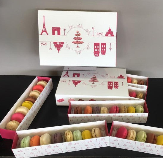 LES MACARONS DE FREDERIC EN CHEMIN DE TABLE ~ 24 pièces