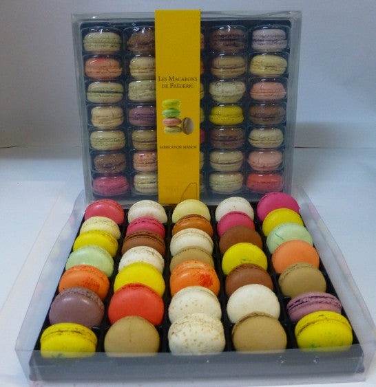 LES MACARONS DE FREDERIC EN COFFRETS