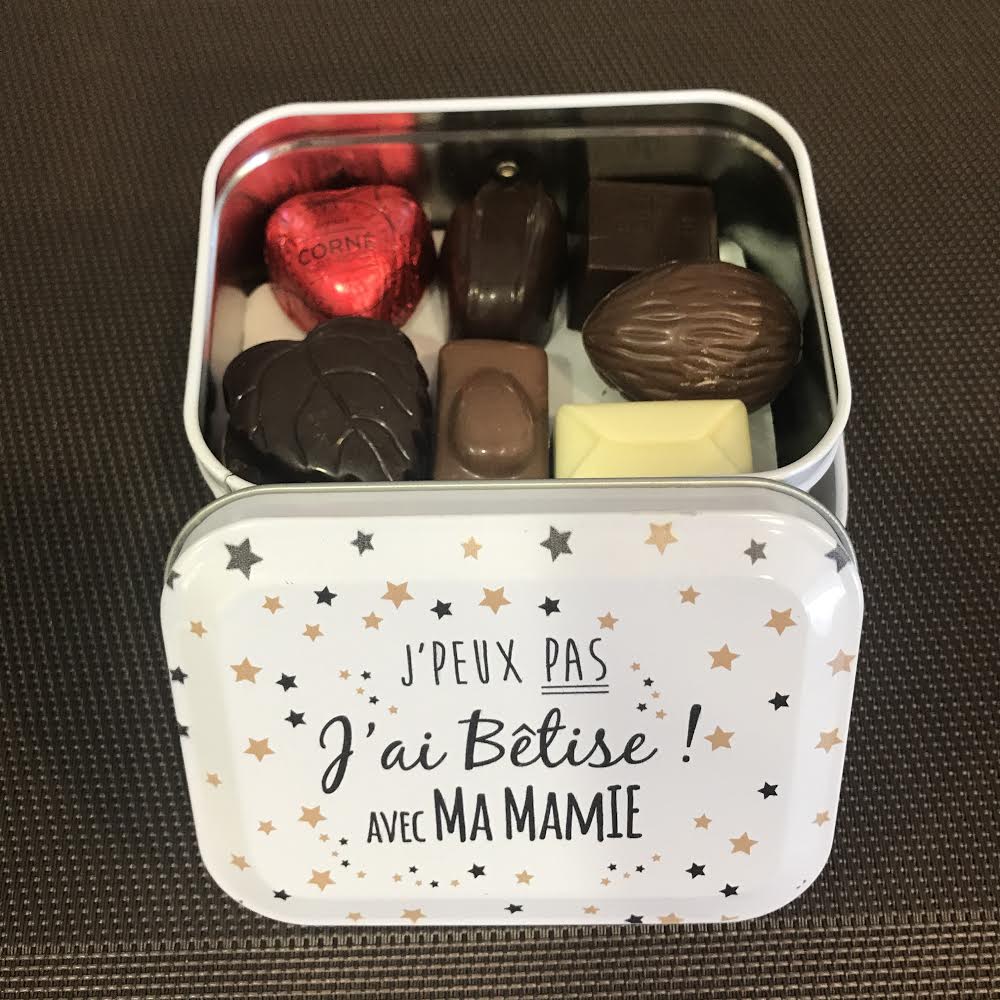 J'peux pas, j'ai bétise avec ma Mamie !