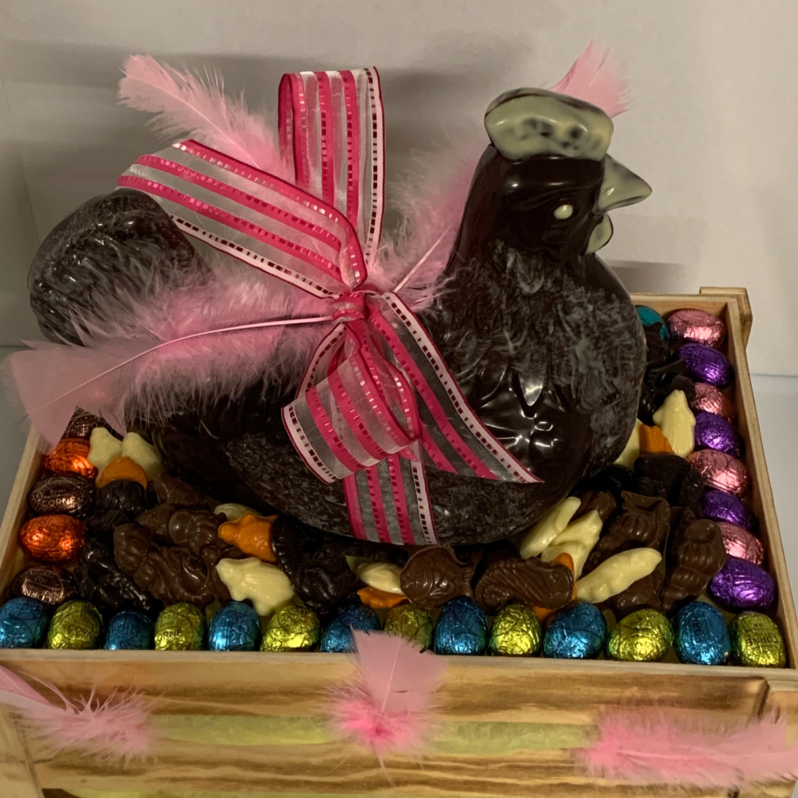 Panier garni avec la poule VANINA ~ 1,270 Kg