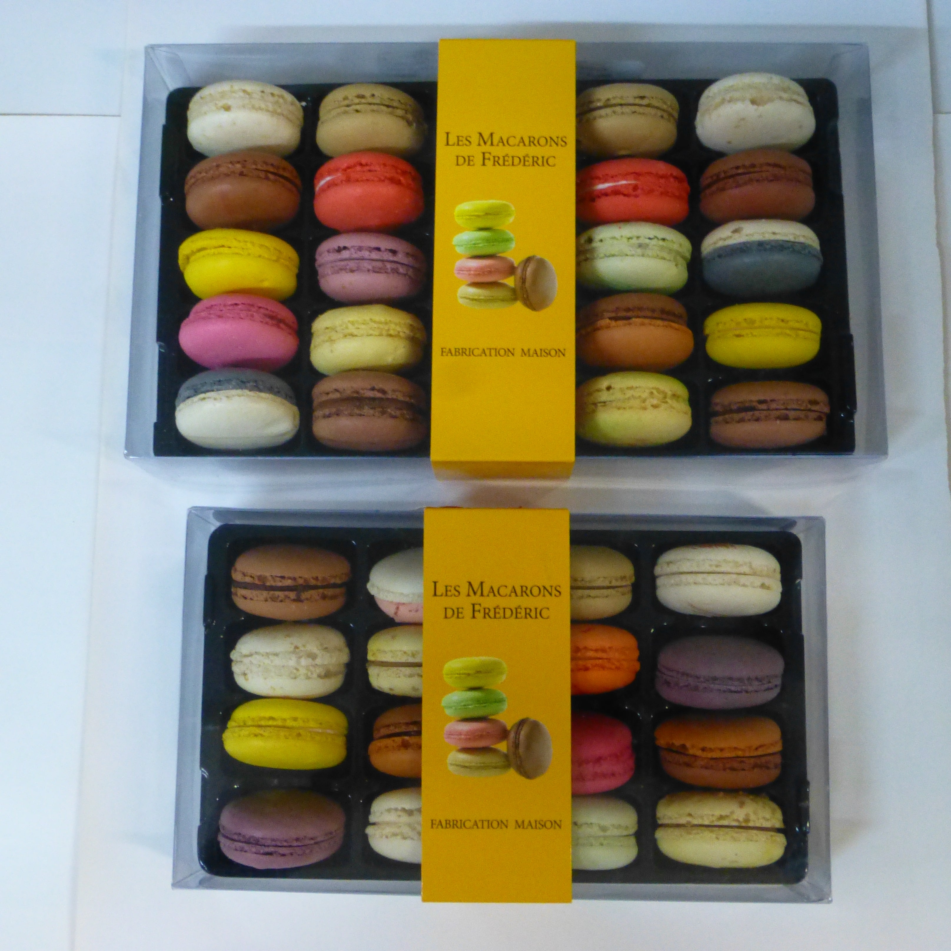 LES MACARONS DE FREDERIC EN COFFRETS